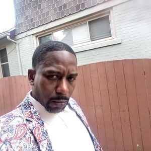 Meet your Posher, Gerald